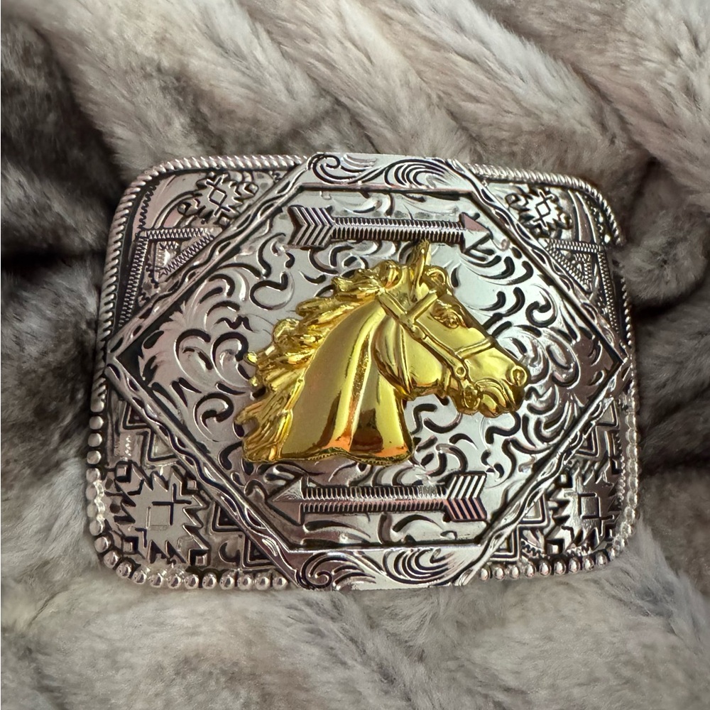 Gold and Silver Horse Head with Arrows Belt Buckle